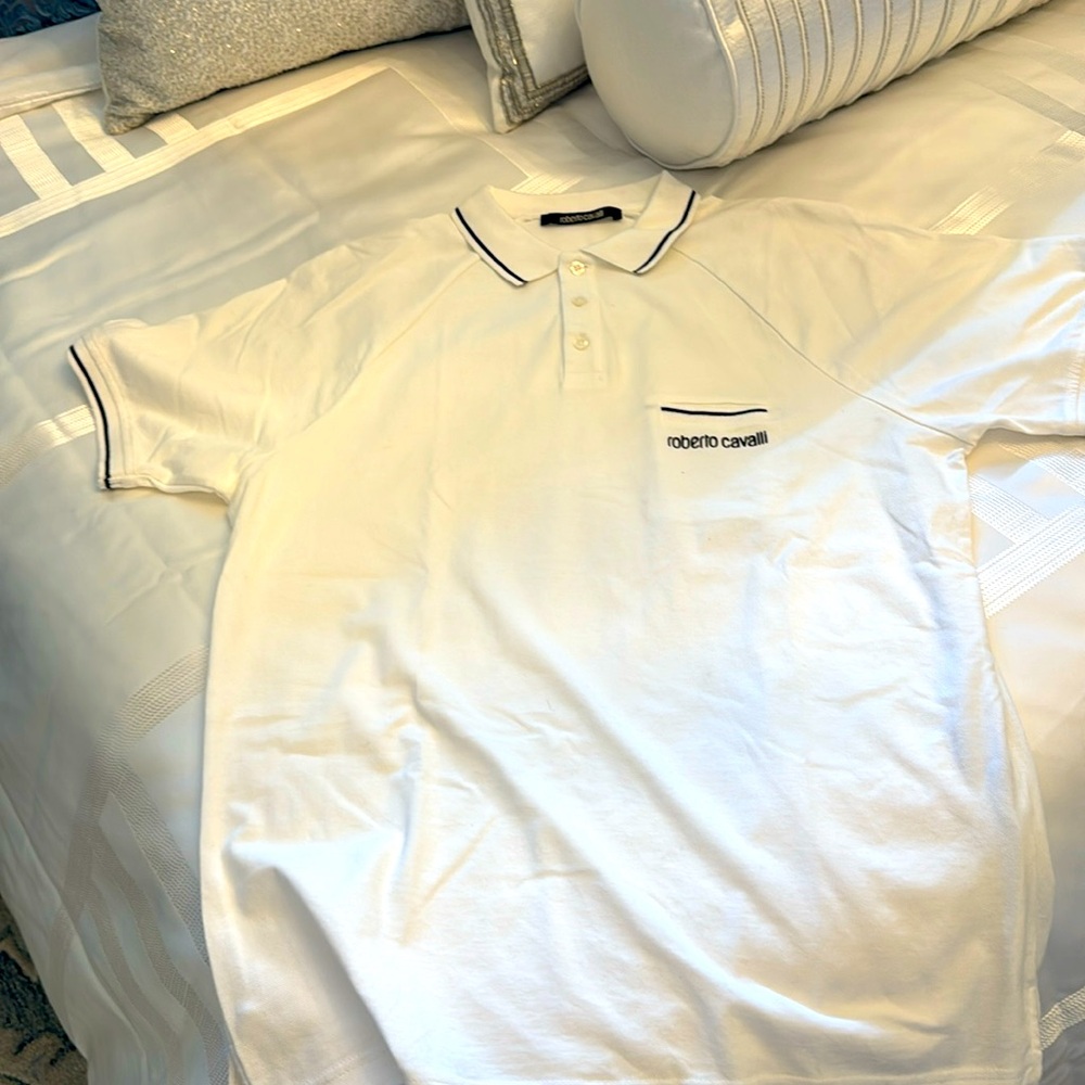 Men’s 3 button shirt